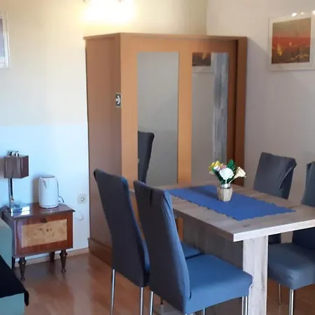 Palfi Guest house Jezera