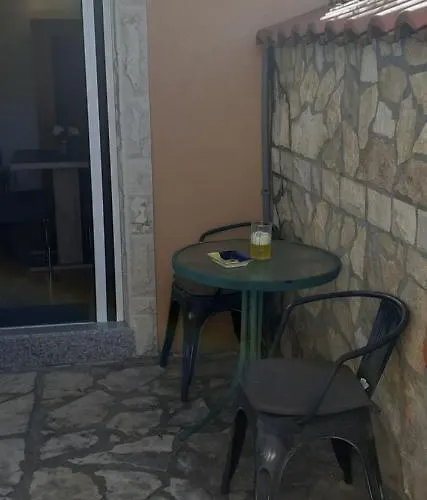 Palfi בית הארחה